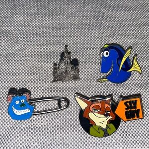 Miscellaneous lot of Disney parks pins